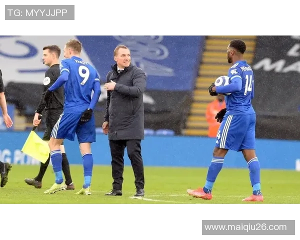 英超重磅专题聚焦成都网球队进攻革新与战术创新的深度解析 英超重磅专题聚焦成都网球队进攻革新与战术创新的深度解析