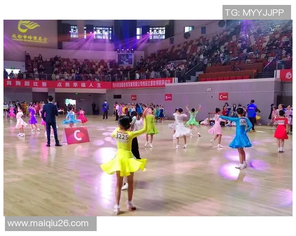 实时新闻全国街舞大赛特别报道西安飞盘队如何逆袭成冠军的精彩历程 实时新闻全国街舞大赛特别报道西安飞盘队如何逆袭成冠军的精彩历程